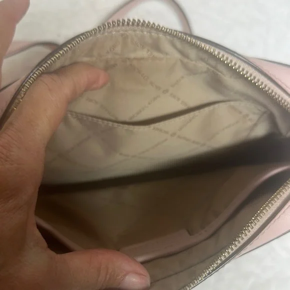 Michael Kors Pink Crossbody Bag with Structured Design - Picture 13 of 16